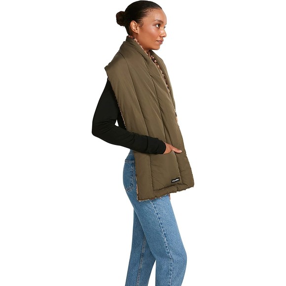 Steve Madden NWT Fleece Lined Pocket Scarf Wrap Snap Close Animal Print OS New - Picture 11 of 11